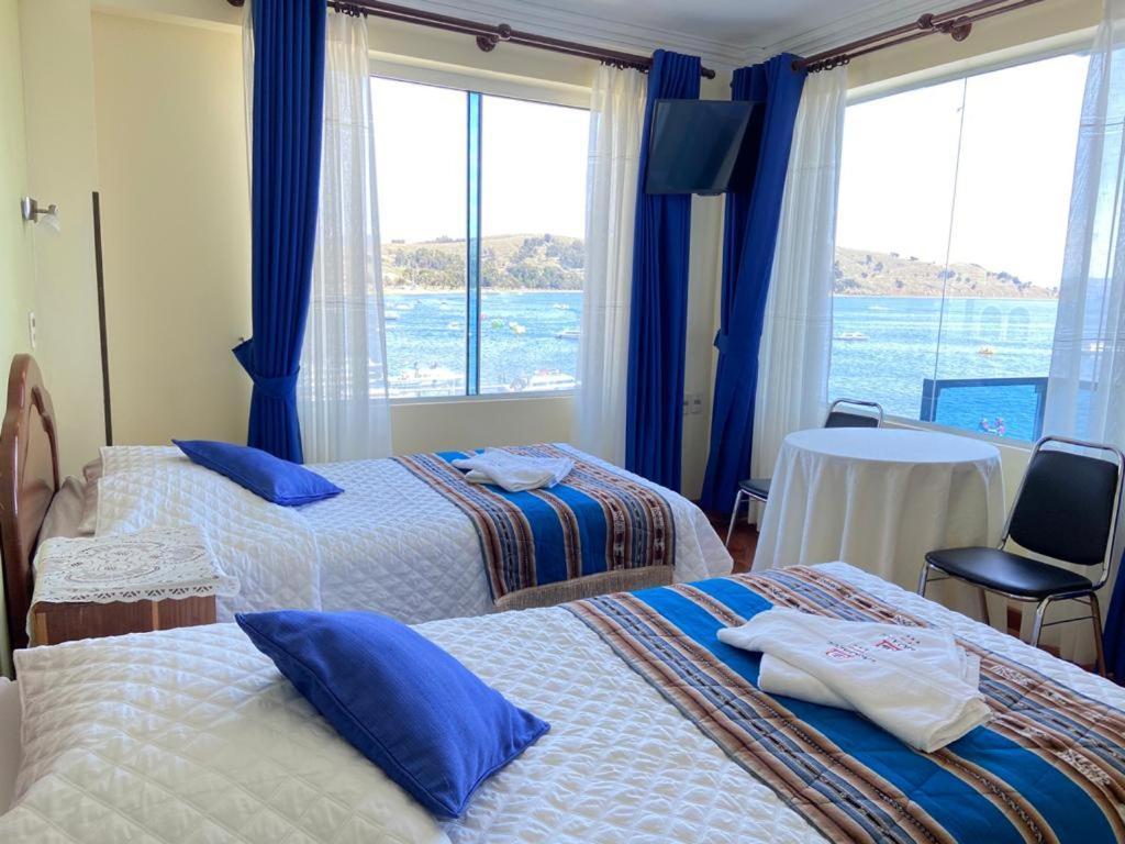 Hotel Lago Azul Copacabana  Ruang foto